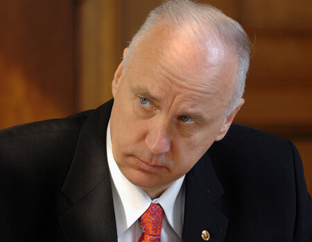 Расследование ряда особо тяжких преступлений против жизни пожилых москвичей с целью завладения единственного жилья.