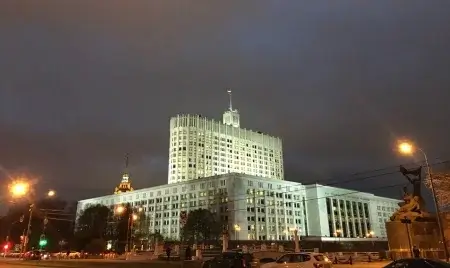В новый список санкций ЕС попали российские министры, губернаторы и журналисты