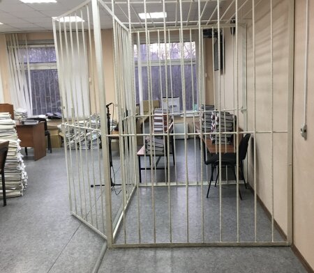 Обзор нападений на органы правосудия в России за последние годы