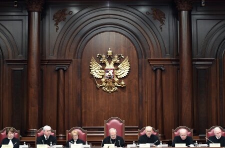 Обзор СМИ за 17 сентября: ЕСПЧ и Конституционный Суд РФ, заявления Байдена