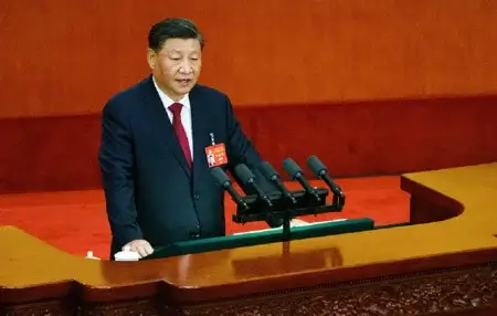 Си Цзиньпин переизбран на третий срок